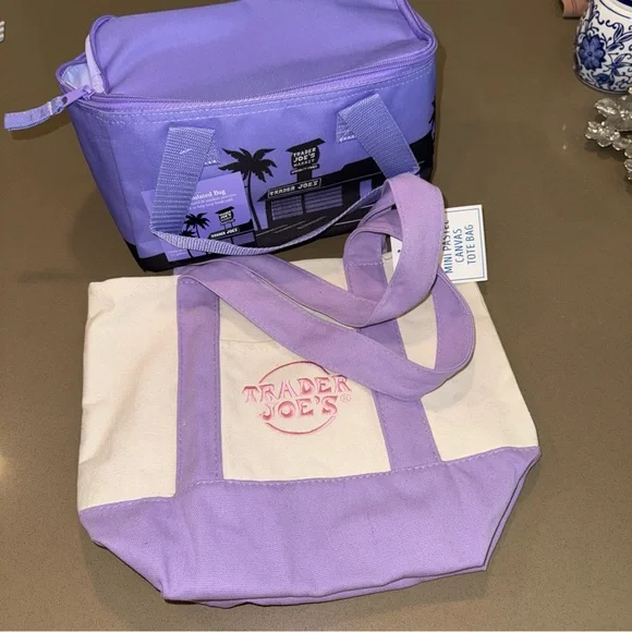 Trader Joe's Purple and Cream Tote Bag Set - Picture 5 of 6